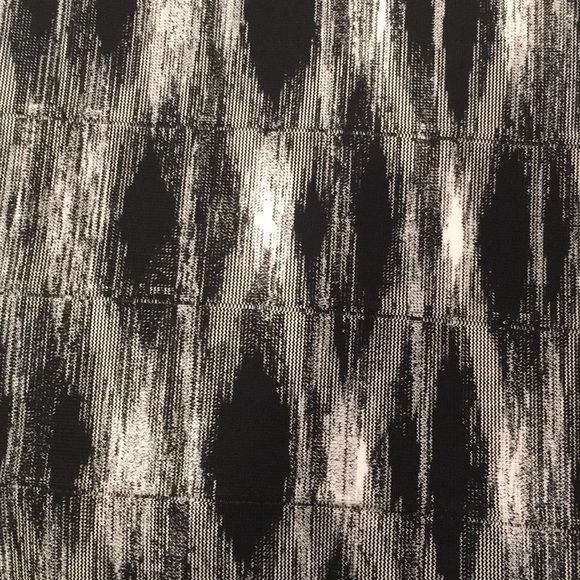 Bcbg skirt - Picture 2 of 3